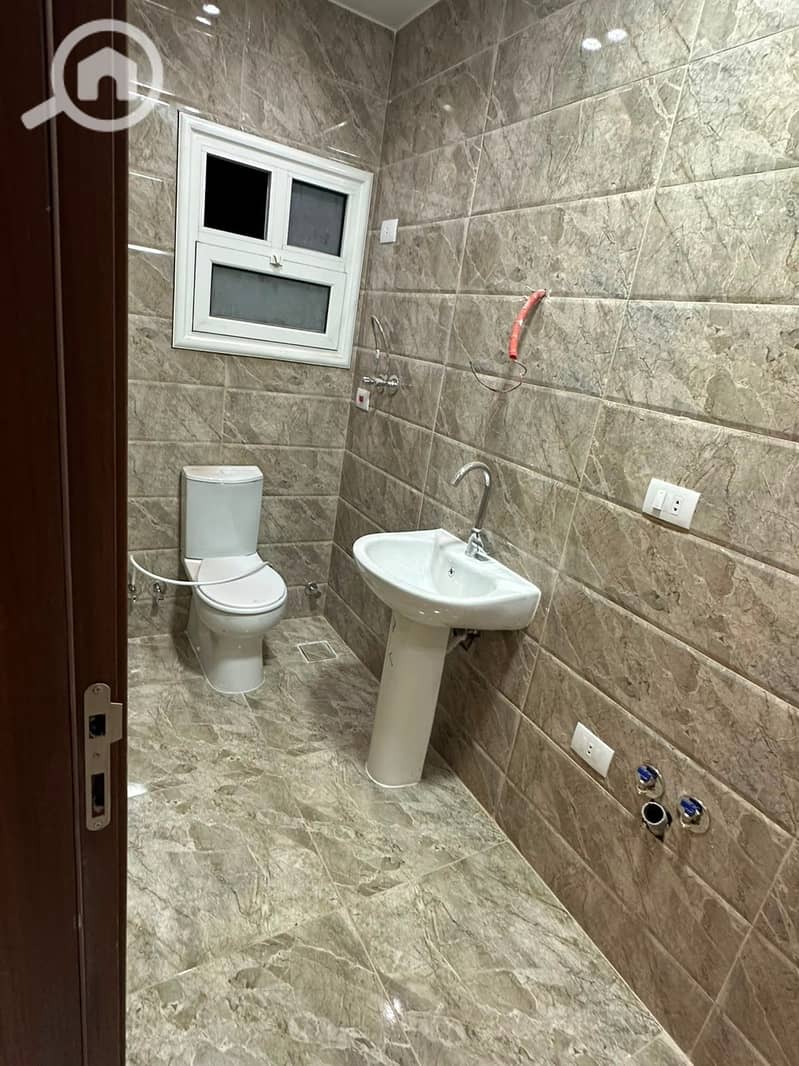 3 1000762611. jpg