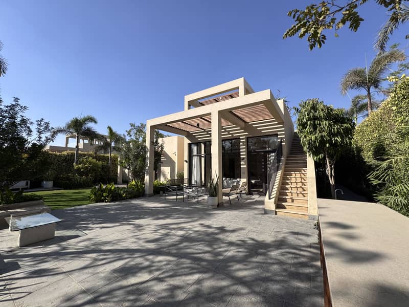Huge One storey villa in O west, Huge One storey villa in O west,