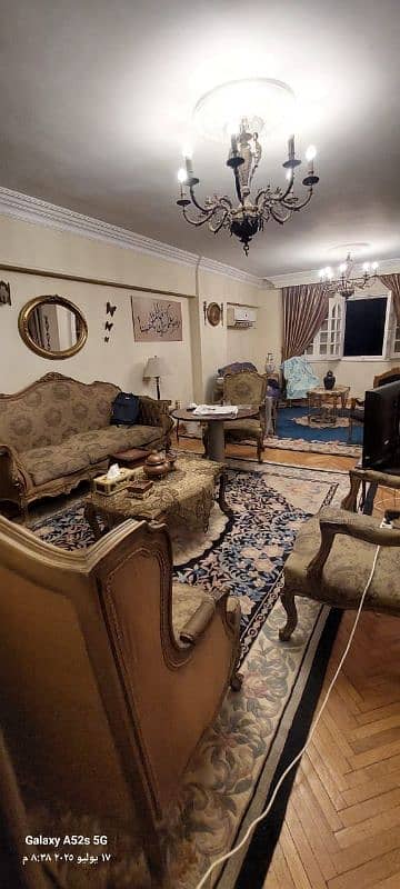 من المالك شقه في مدينة نصر للبيع ، 220 متر ، في المربع الذهبي من المالك شقه في مدينة نصر للبيع ، 220 متر ، في المربع الذهبي