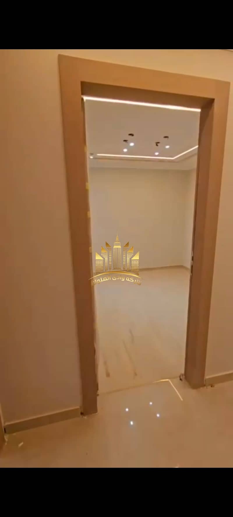 40 7554. jpg