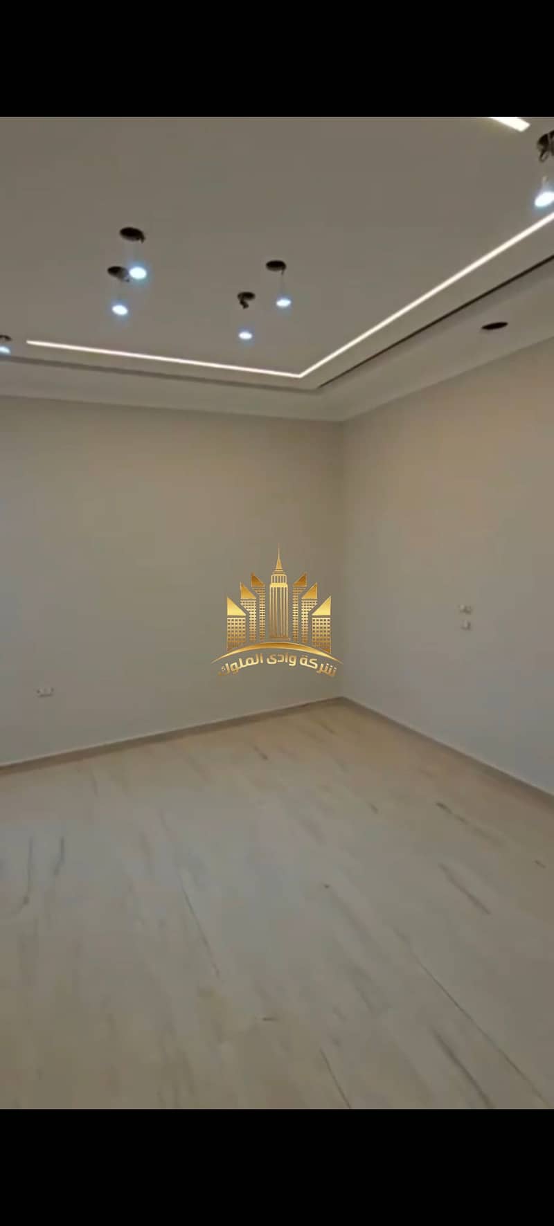 41 7557. jpg