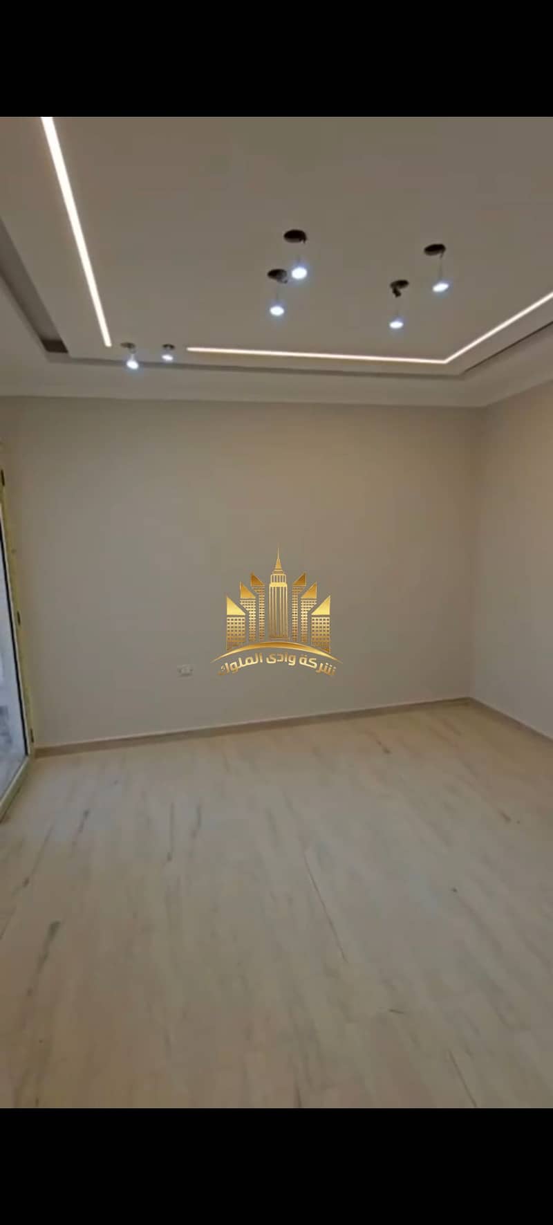 42 7558. jpg