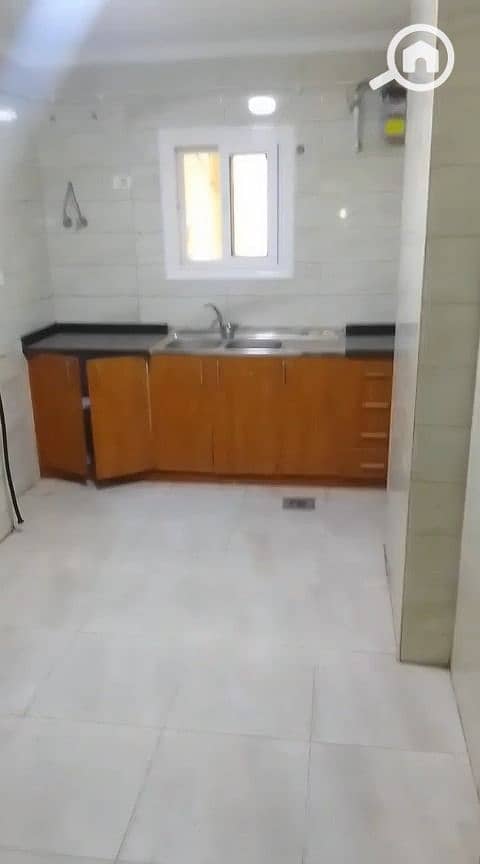 10 frame-8. jpg