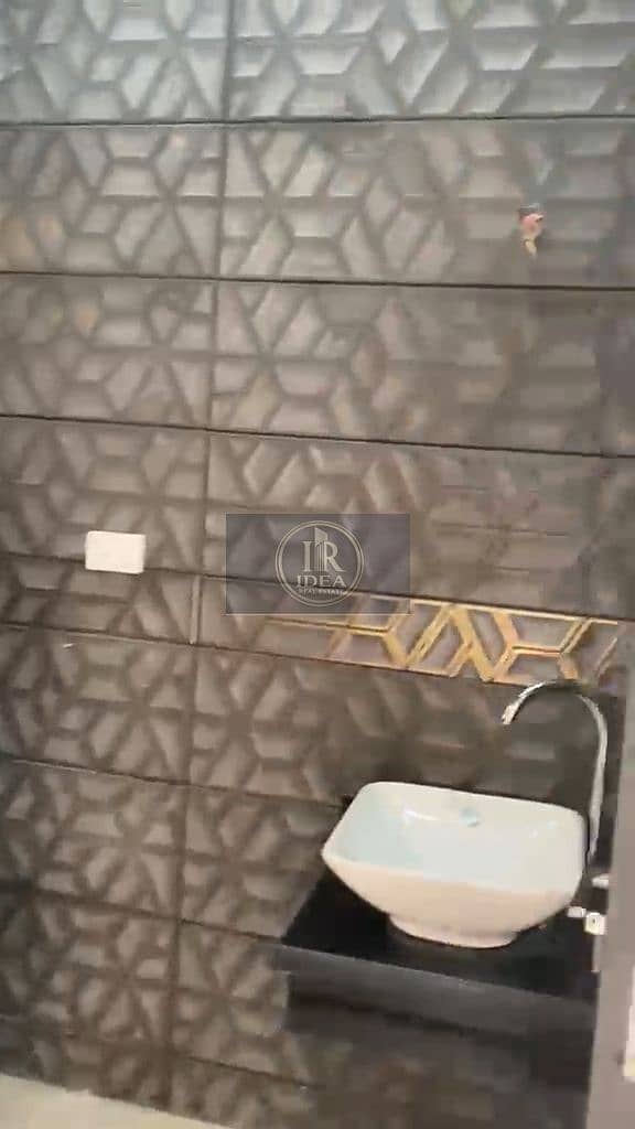 7 1000208706. jpg