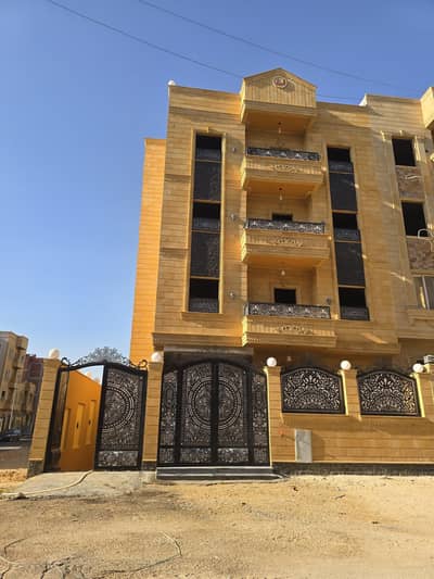 Land for Sale in Obour City, Cairo - عماره ناصيه للبيع بدروم واربع ادوار بالعبور Land for Sale in Obour City, Cairo - عماره ناصيه للبيع بدروم واربع ادوار بالعبور