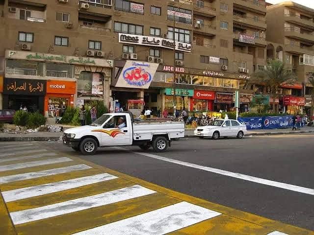 للبيع محل تجاري بمجمع الامريكيه الحصري للبيع محل تجاري بمجمع الامريكيه الحصري