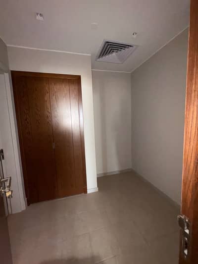 3 Bedroom Flat for Sale in Sheikh Zayed, Giza - Apartment in aeon towers 236m for sale