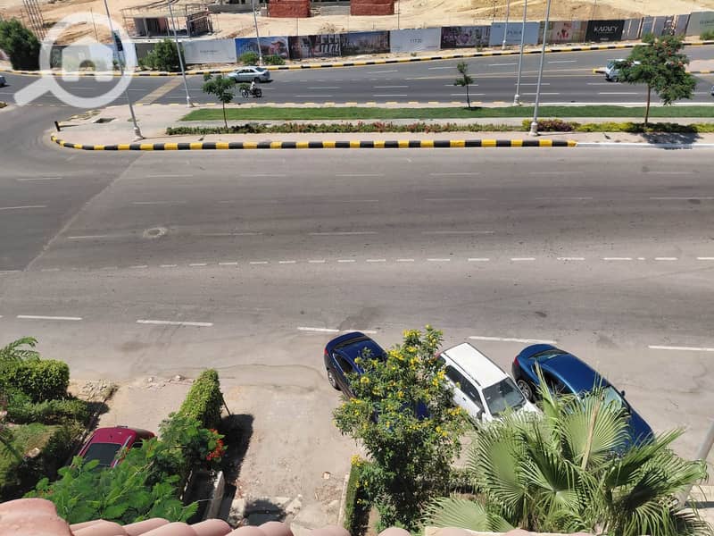 Roof Villa for Rent (Unfurnished) – 140 sqm, Located in the Heart of Sheikh Zayed, directly on the main El-Bostan Street. – pohled 5