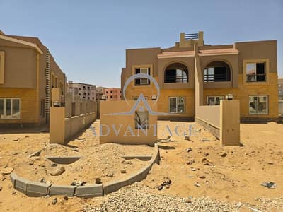 فیلا 4 غرف نوم للبيع في مدينة الشروق، القاهرة - cb438ff5-fe7c-49ad-95c1-efd8b040021c. jpg فیلا 4 غرف نوم للبيع في مدينة الشروق، القاهرة - cb438ff5-fe7c-49ad-95c1-efd8b040021c. jpg
