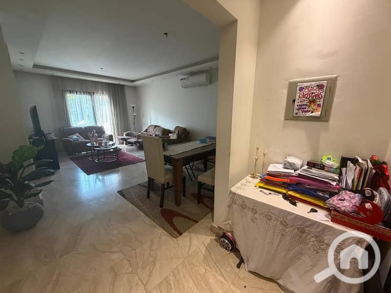 8 1001237951. jpg