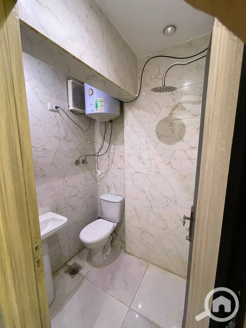 8 1000169882. jpg