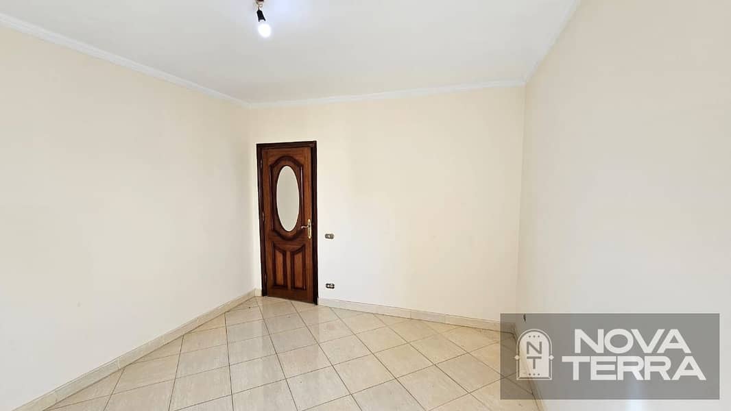 7 Apartment for Sale in 7th District – First Zone – Sheikh Zayed-image-7. jpg