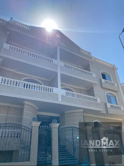4 Bedroom Flat for Sale in New Cairo, Cairo - IMG_3484. jpg