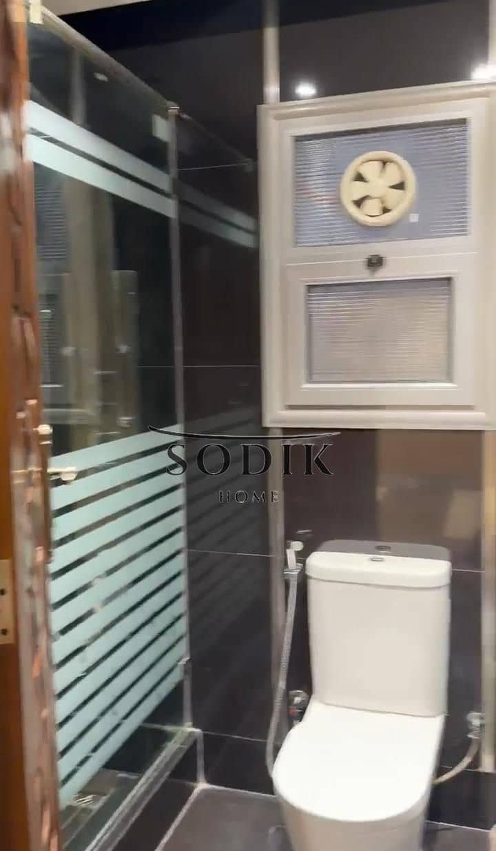 Ultra-super-lux finished ground floor apartment with garden and private entrance in the Fifth District near Farid Habib Hospital - Bild 5