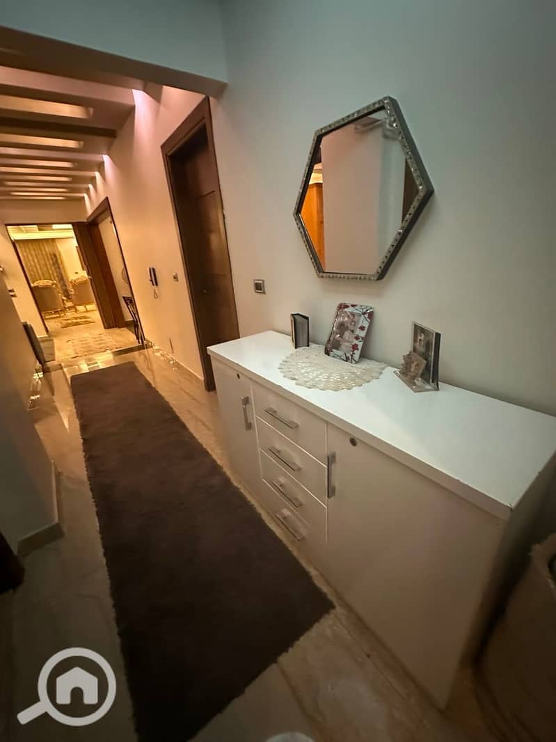 Apartment for Sale in Banafseg Villas – First Settlement | 250 sqm | 1st Floor | Garden View | Custom Finishing - Altro