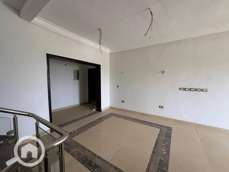 550 sqm Standalone Villa for Rent | 5 Bedrooms + Nanny's Room | Views Compound, Opposite Madinaty - Vista 6
