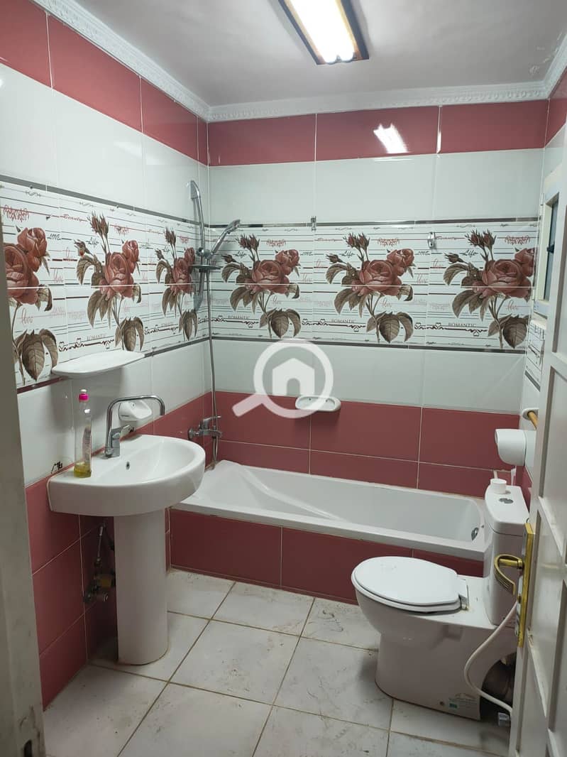 9 1000443017. jpg