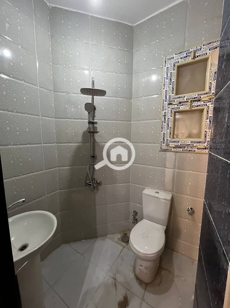 First-living ground apartment for rent in Gardenia 2 near Gamal Abdel Nasser & Mohamed Naguib axes, Inspire School & Gomla Market! - Vista 5
