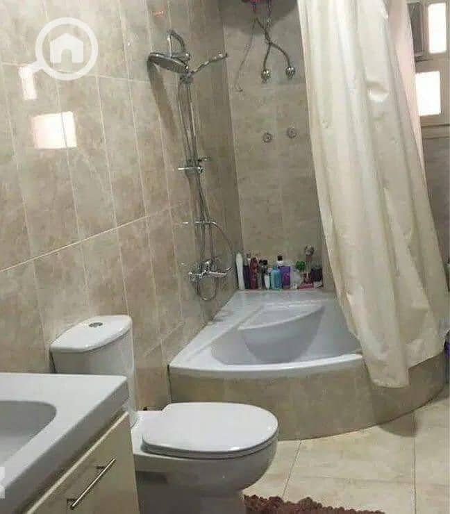 10 1000465814. jpg