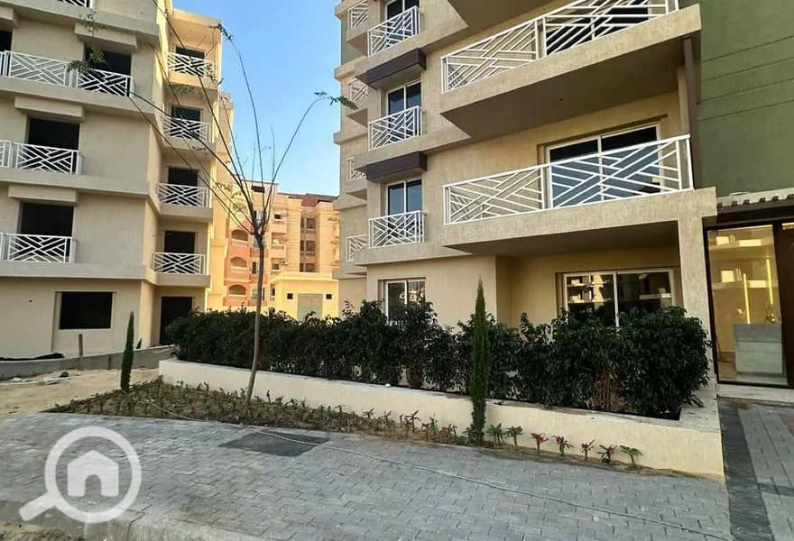 Ground-floor apartment with a garden for sale in Green 6 Compound; immediate delivery, prime location – 6th of October. - Widok 6