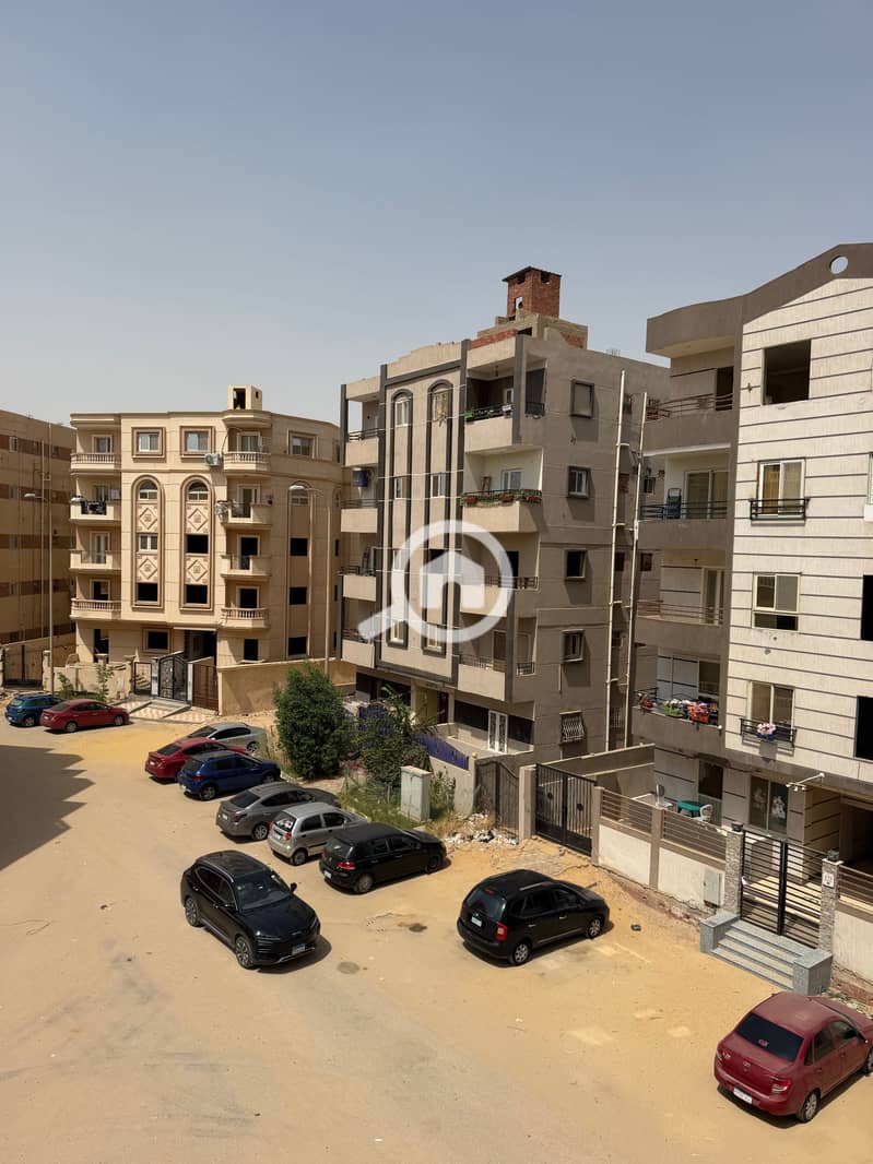 Touristic Area A, Hadayek October | 2nd Row from the Main Road | Minutes to Fayoum & Al Wahat Roads | Close to all services, transportation & major - Vista 3