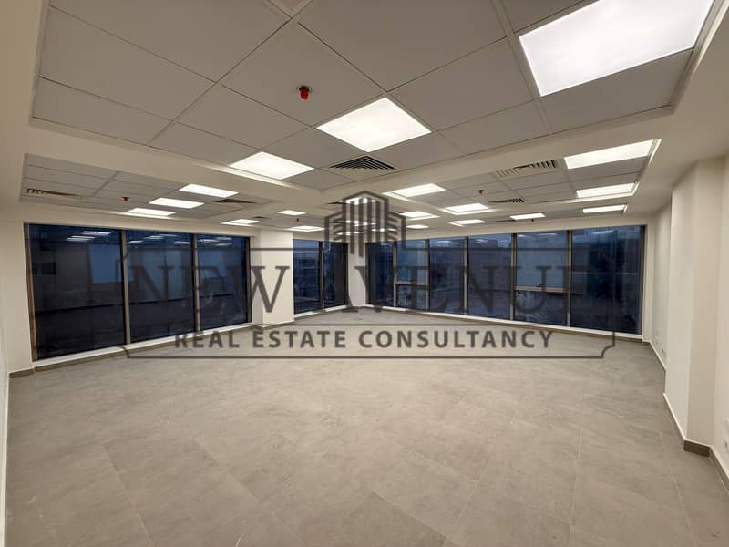 Prime location office 85 sqm for rent at Three sixty New Cairo Direct on Mohamed Bn Zayed by lmd sabour - Widok 4