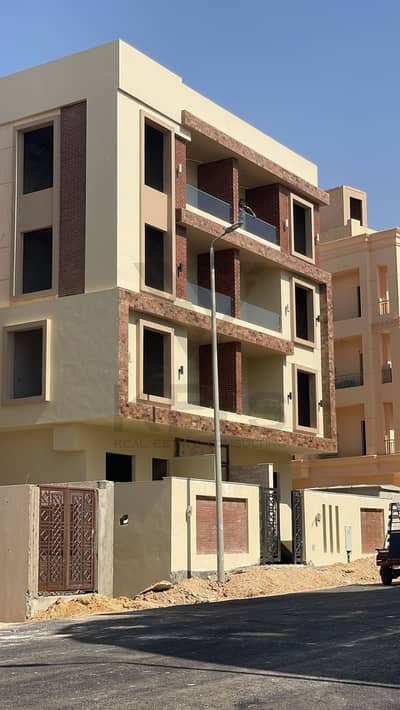3 Bedroom Flat for Sale in New Cairo, Cairo - 318c2f37-0857-48d3-9a41-715ff61f1df2. jpg