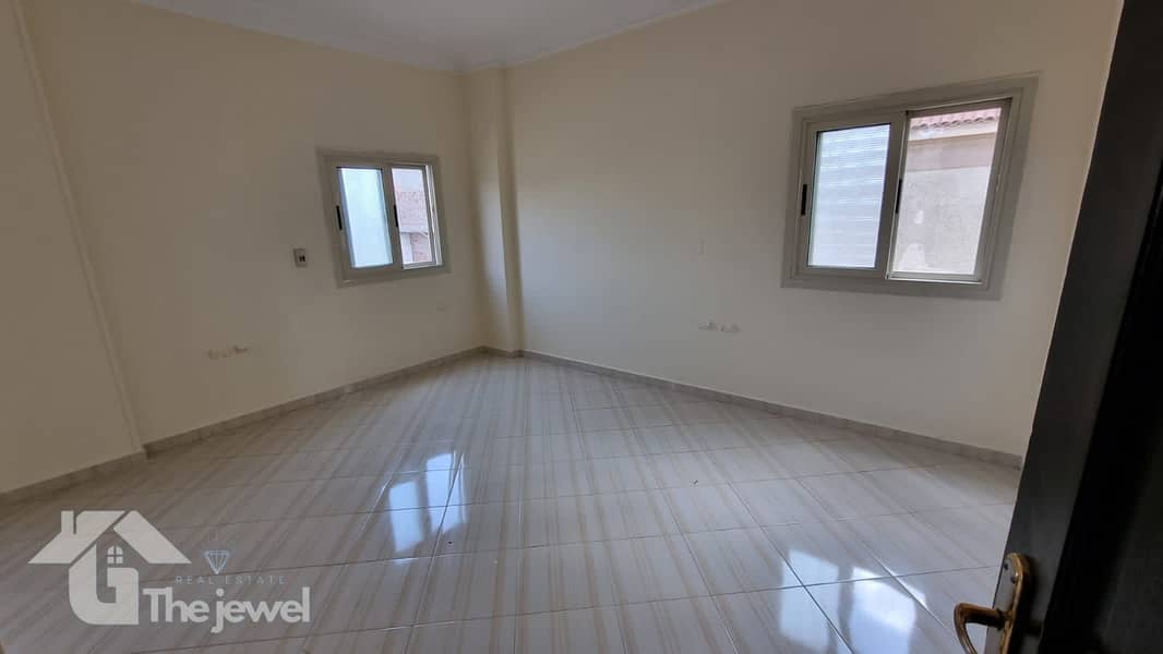 Apartment for rent in the Second District, New Cairo, suitable for residential or administrative purposes. - Aanzicht 5