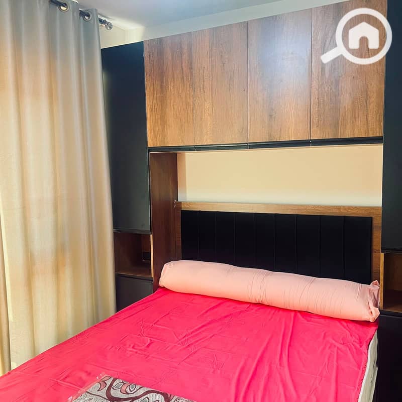 7 cef3e407-345e-4d7a-9937-20e0a1bf55a8. jpg