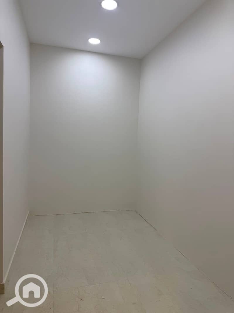 10 3. jpg