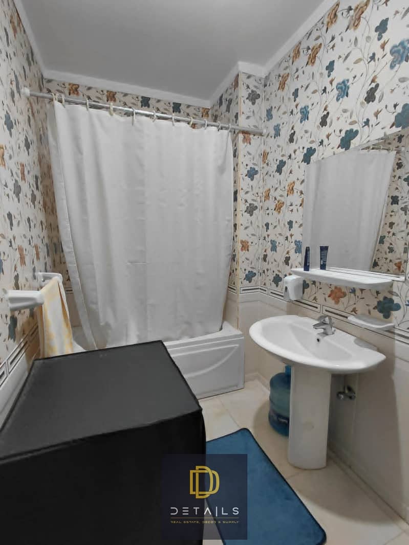 28 a9ecb15d-3fd2-494d-b7ac-97ada398e5bd. jpg