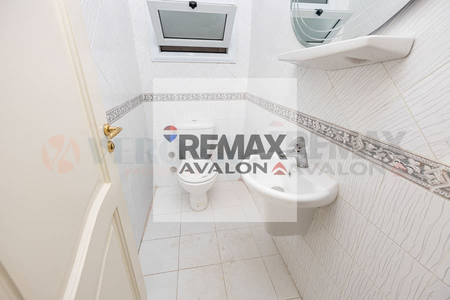 12 13. jpg