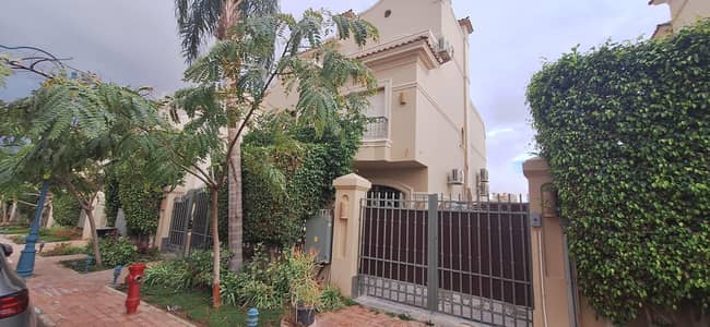 فیلا 3 غرف نوم للبيع في 6 اكتوبر، الجيزة - Stand alone villa Patio 6