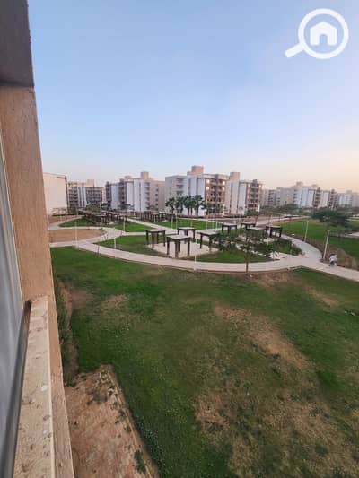 شقة 3 غرف نوم للايجار في مدينة الشروق، القاهرة - 182553d3-7d32-4fc6-9655-f24f8d004224. jpg
