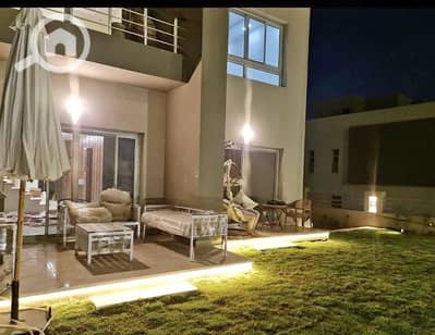3 Bedroom Townhouse for Sale in Sheikh Zayed, Giza - 584176178_24897797166529504_8213396009405133085_n. jpg 3 Bedroom Townhouse for Sale in Sheikh Zayed, Giza - 584176178_24897797166529504_8213396009405133085_n. jpg