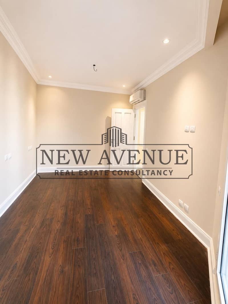 Luxury Apartment for Sale with Open Landscape View in Katameya Plaza New Cairo - Widok 2