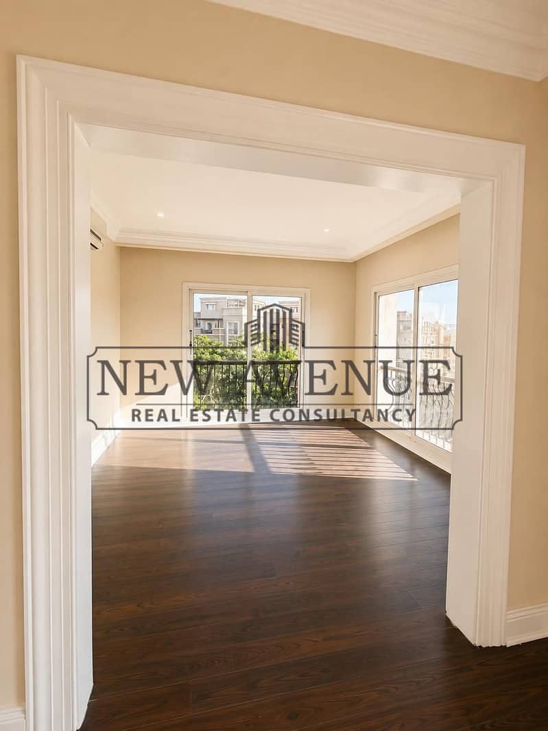 Luxury Apartment for Sale with Open Landscape View in Katameya Plaza New Cairo - Widok 5