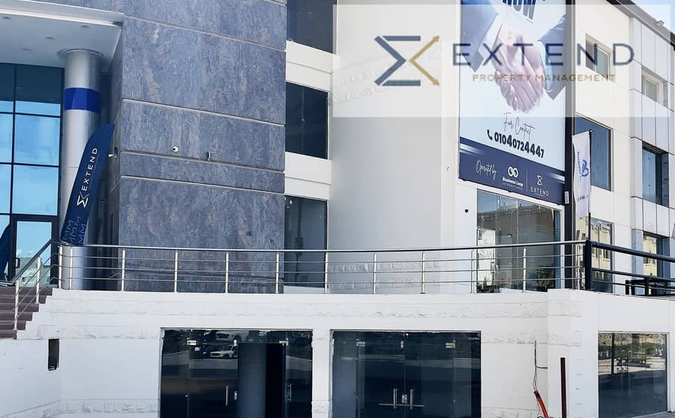 Administrative office for rent inside a shopping mall in front of the University of Culture and Science, on the central axis in 6th of October City, in a prime location. - Aanzicht 3