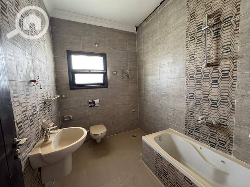 Luxury standalone villa for rent | Wisal Views Compound (directly opposite Madinaty) - Vista 5