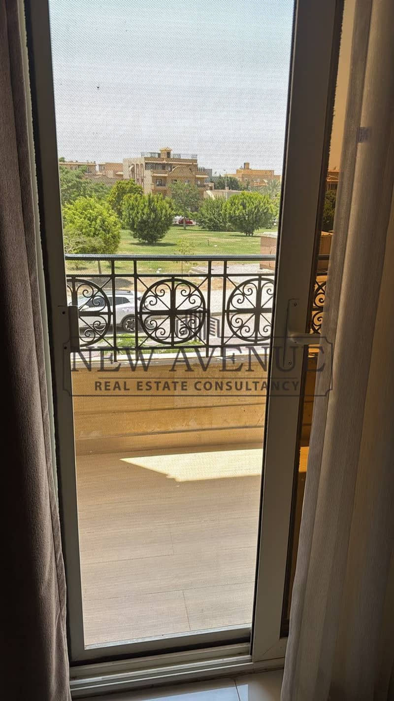 Apartment for Sale super lux finishing and furnished ready to move with open view in el yasmeen villas in new cairo - Aanzicht 4