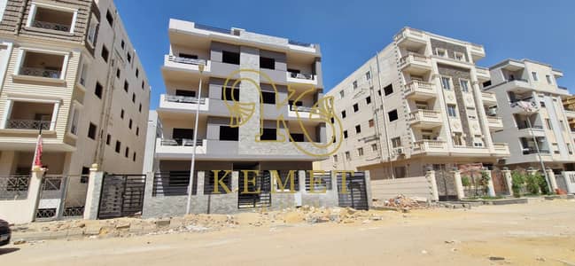 4 Bedroom Flat for Sale in New Cairo, Cairo - a30220f7-6ba0-49db-88e1-2cf6f73248d0. jpg