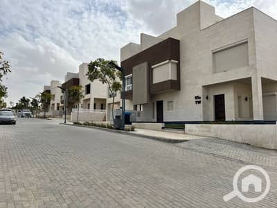 6 Bedroom Villa for Sale in 6th of October, Giza - WhatsApp Image 2025-10-08 at 2.56. 44 PM (2). jpeg
