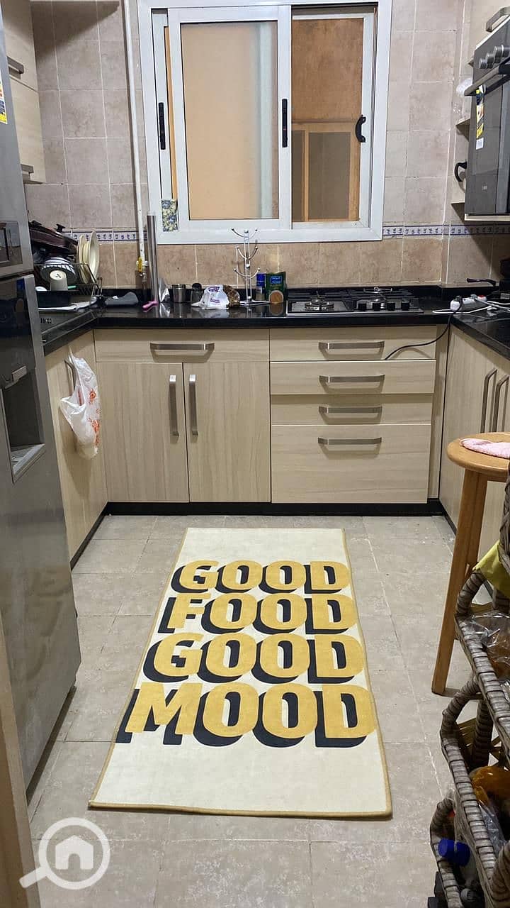 8 347112. jpg