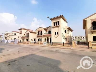 فیلا 6 غرف نوم للبيع في القاهرة الجديدة، القاهرة - FB_IMG_1693910005114. jpg