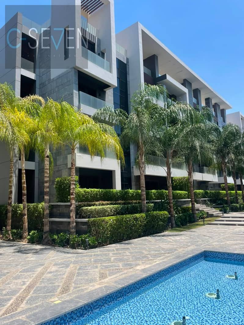 Penthouse fully finished with ac's for sale in el patio casa Prime Location 185 sqm + 100 m² Roof - Aanzicht 3