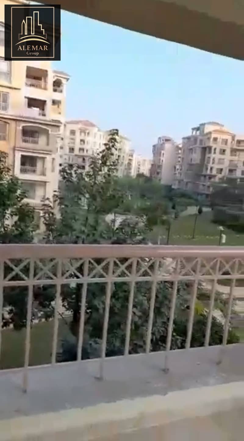 2 1000505880. jpg