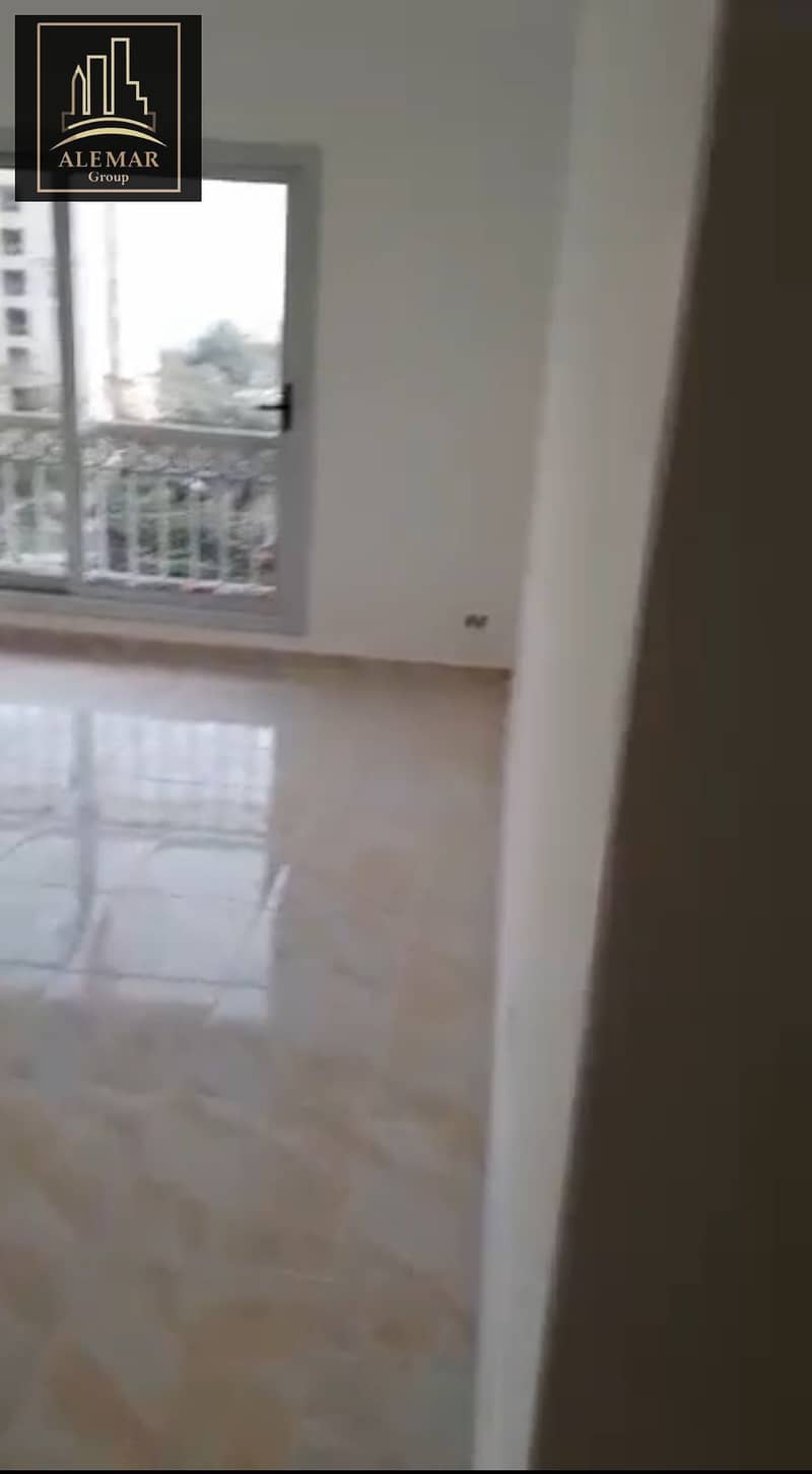 3 1000505876. jpg