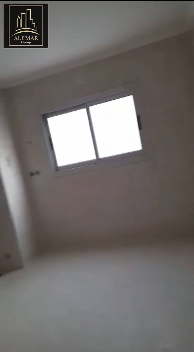 9 1000505885. jpg