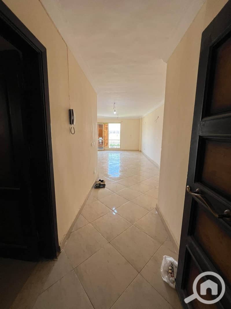 For rent, an apartment in Dar Masr Al-Qarnfal, the First Assembly, directly in front of Gate 24 of Al-Rehab and the Eastern Market, and on the Northern 90, directly in front of Gate 6, with an area of 140 m and a distinctive view. - Ansicht 3