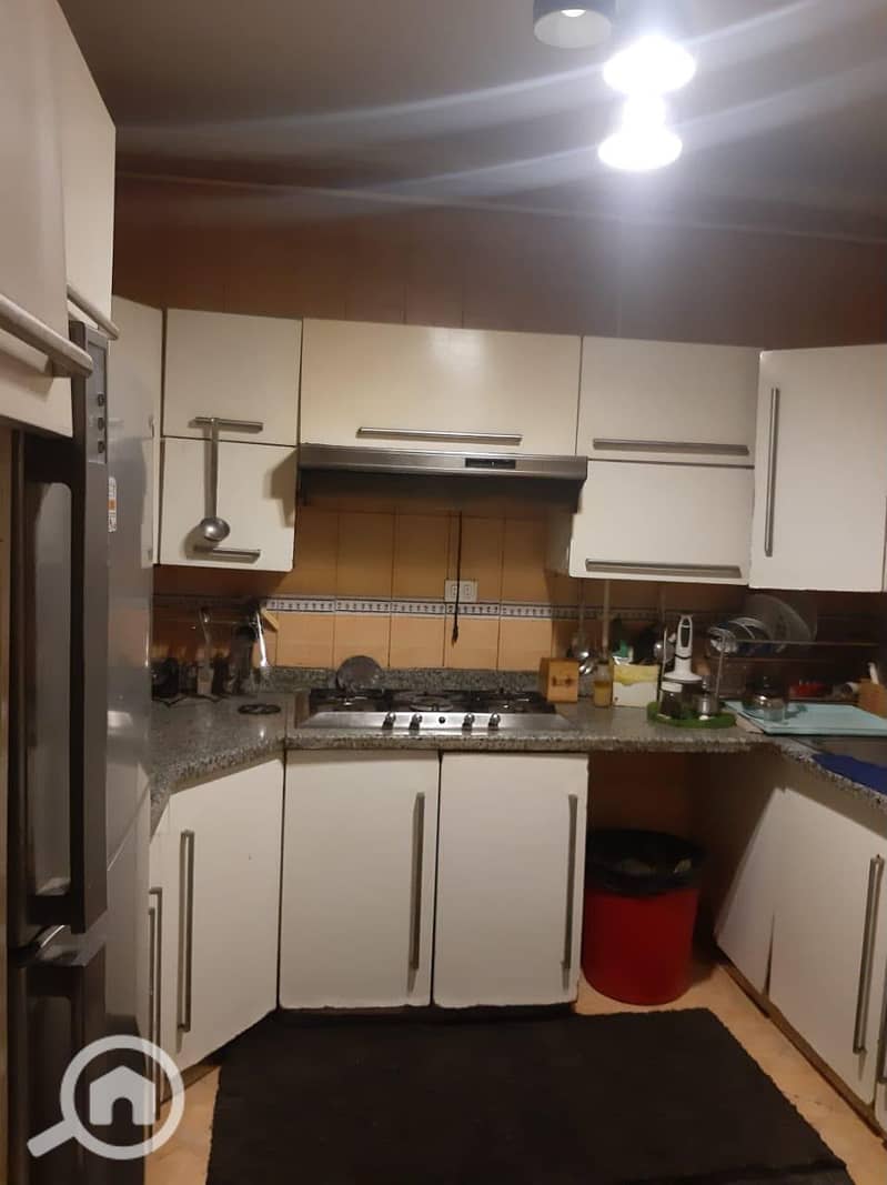 Ground floor apartment with a garden - Mehr